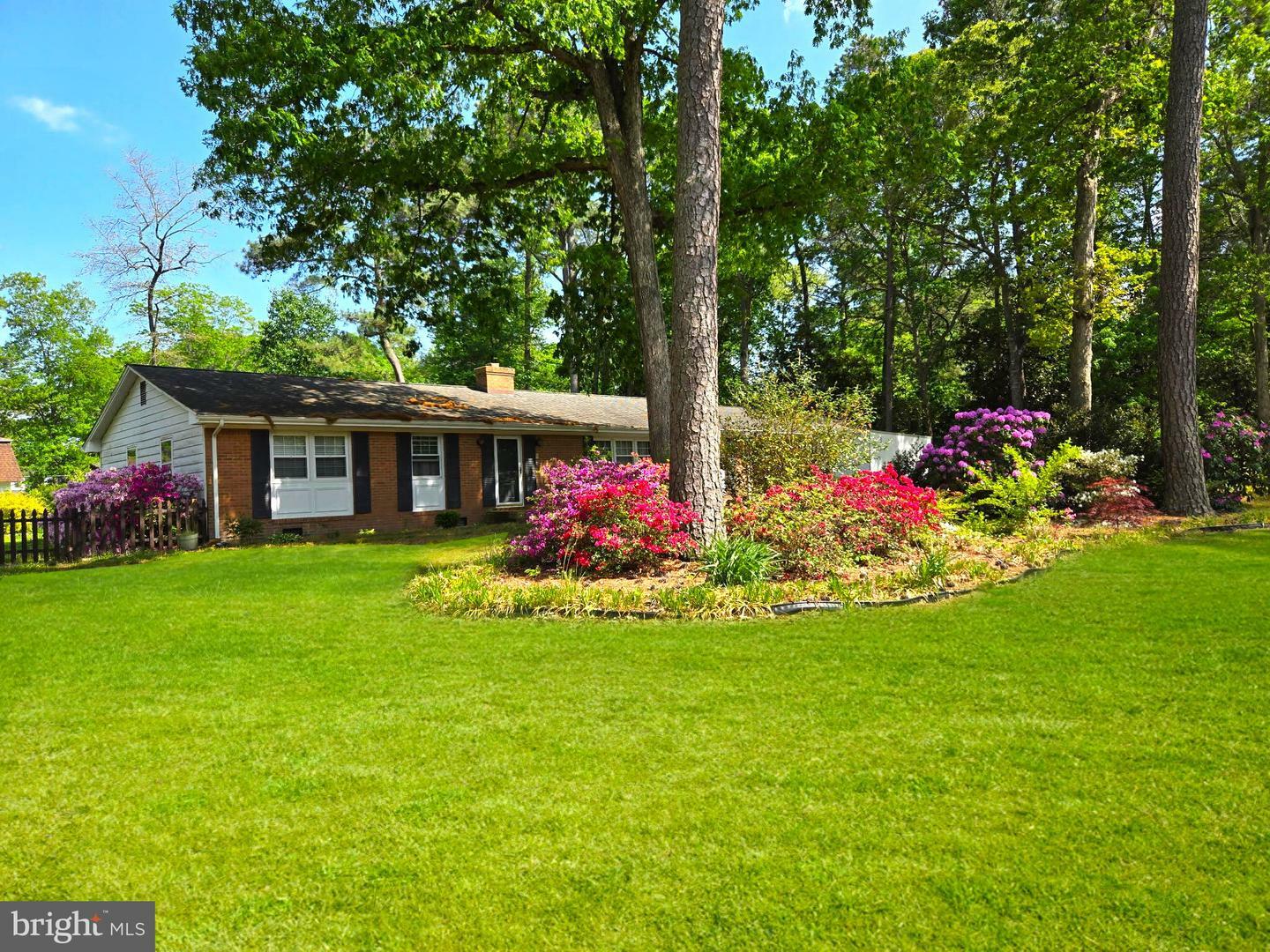 Property Photo: 8275 Avalon Boulevard MD 21804
