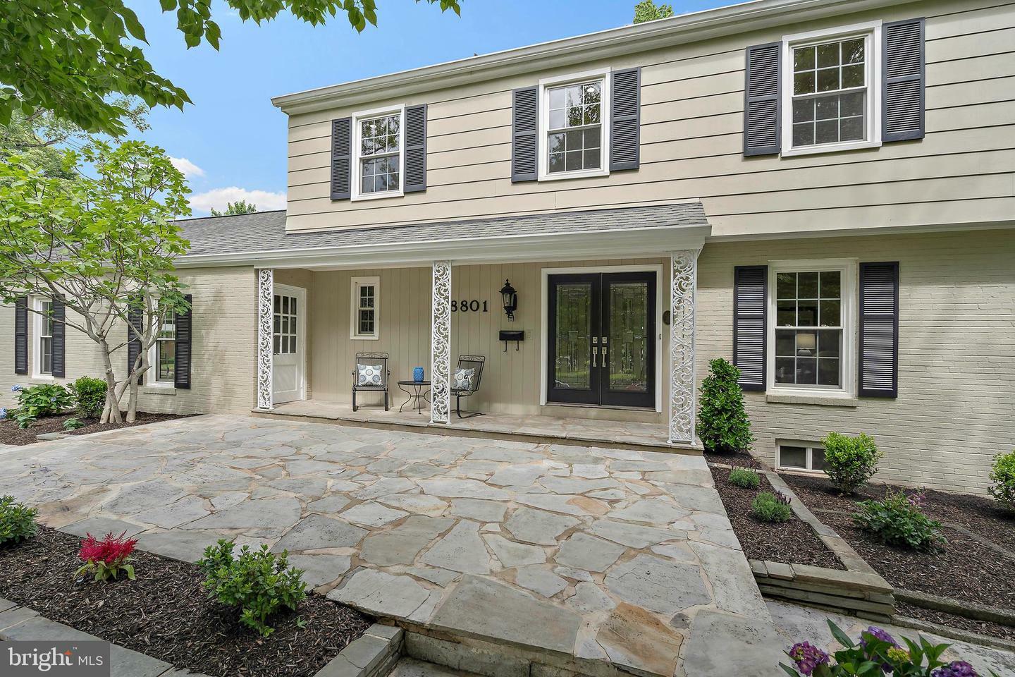 Property Photo: 8801 Fircrest Place VA 22308