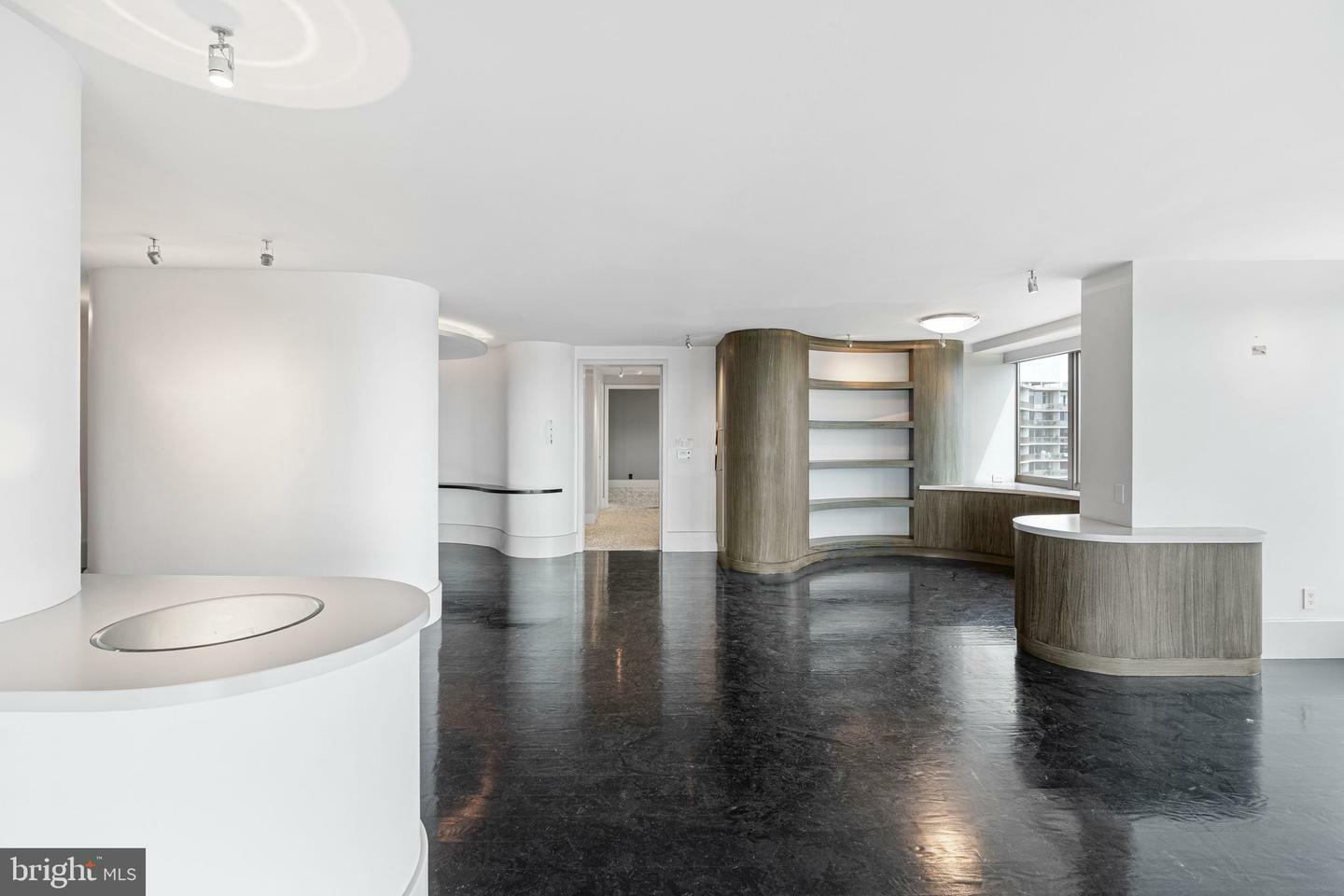 Property Photo: 2401 Pennsylvania Avenue 19A4 PA 19130