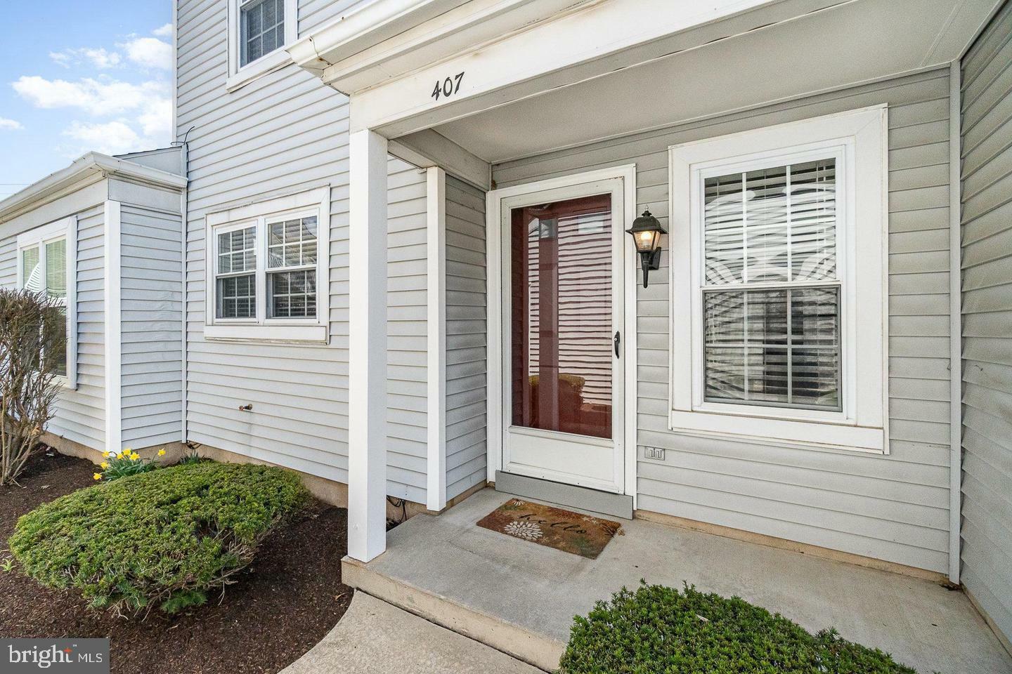 Property Photo: 407 Cambridge Court PA 17078