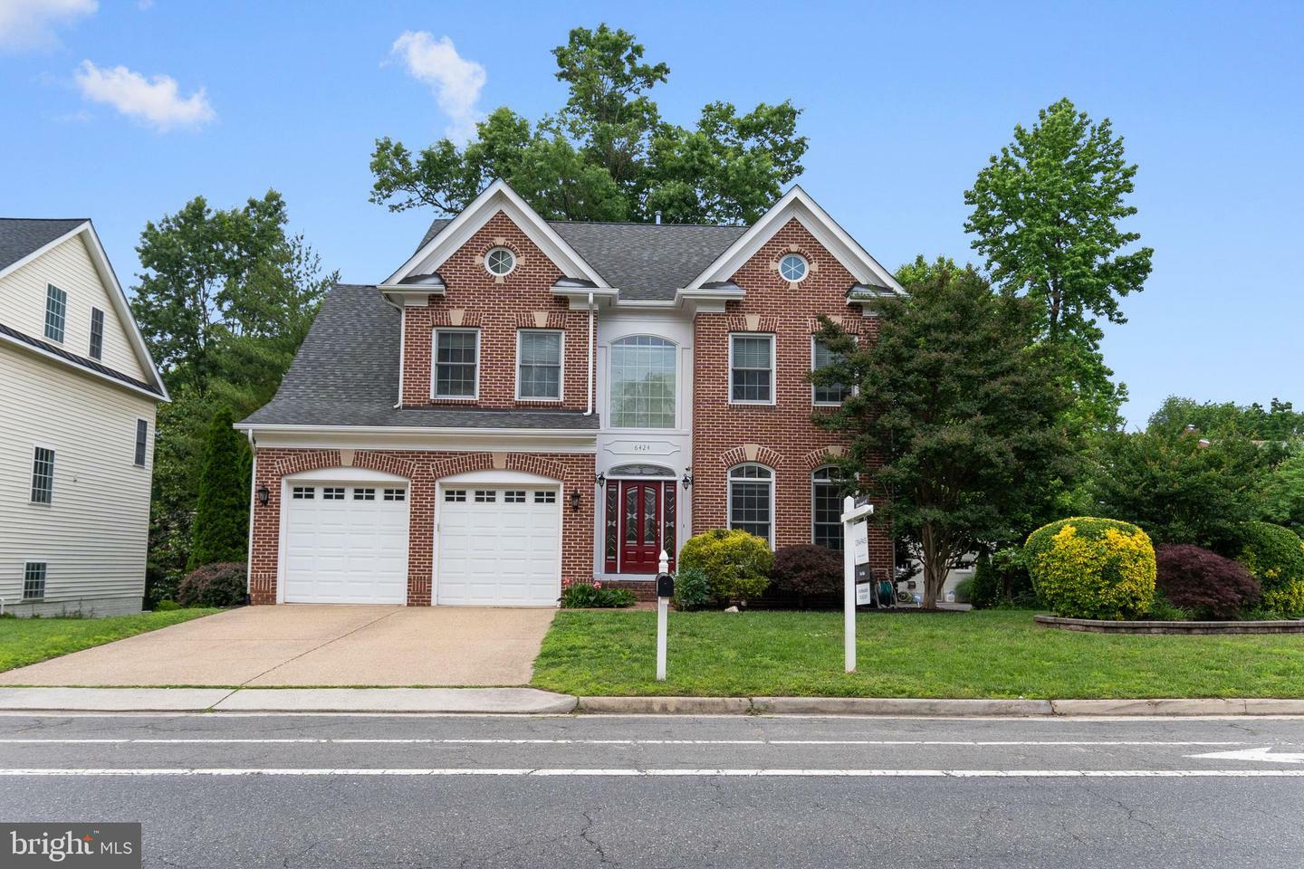 Property Photo: 6424 South Street VA 22042