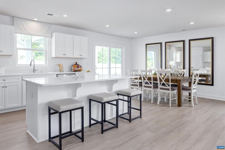 Property Photo: 304 White Sands Blvd VA 22923