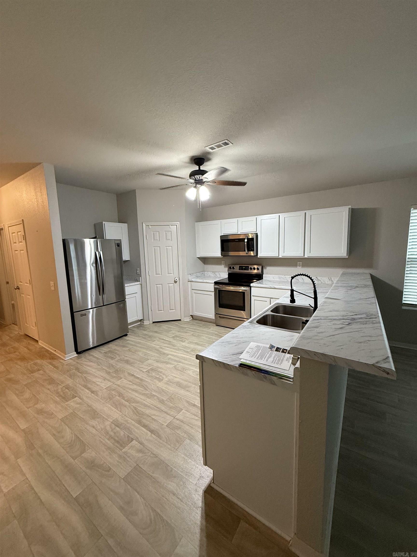 Property Photo:  8700 Northwood Creek Drive  AR 72113-7762 