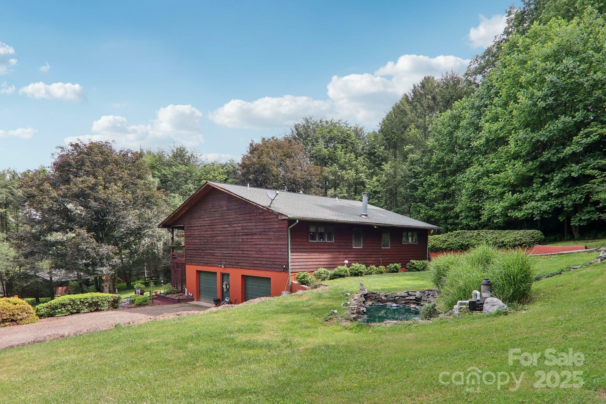 457 Shady Ridge Road  Waynesville NC 28785 photo