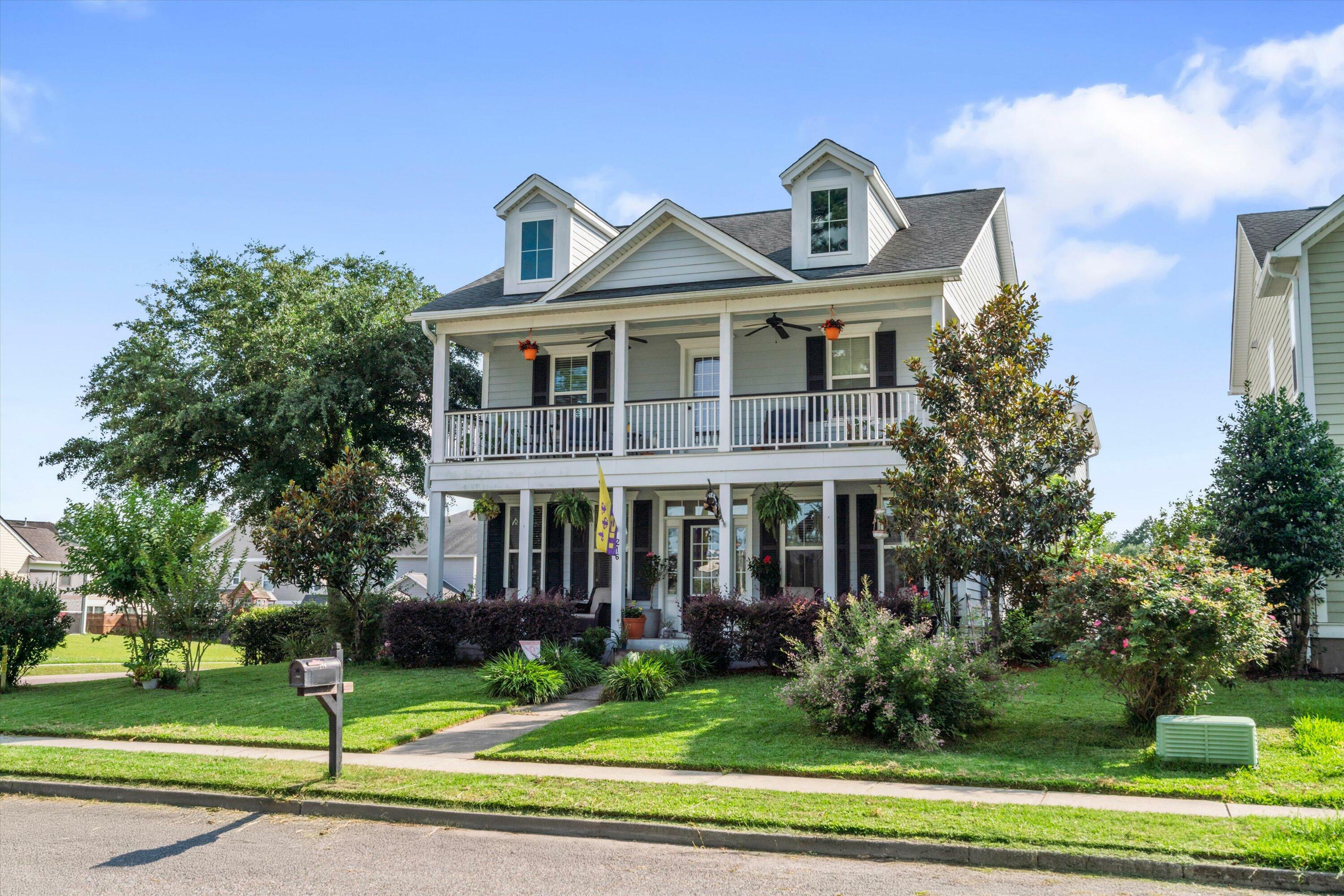 Property Photo: 216 Foxbank Plantation Boulevard SC 29461