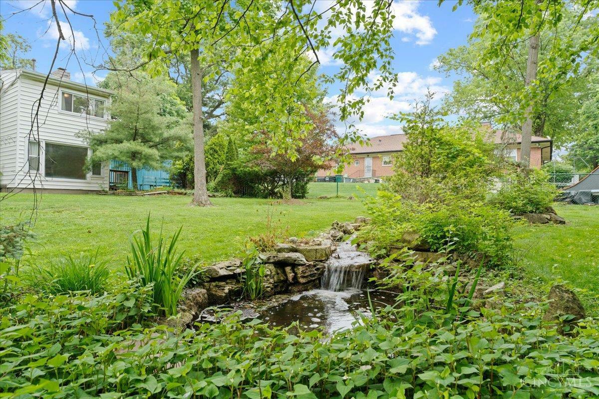 Property Photo: 2917 Westbrook Drive OH 45238