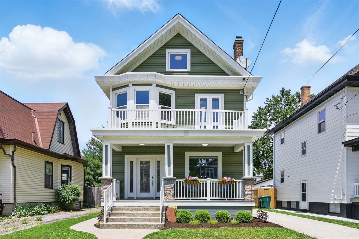 Property Photo:  2908 Minot Avenue  OH 45209 