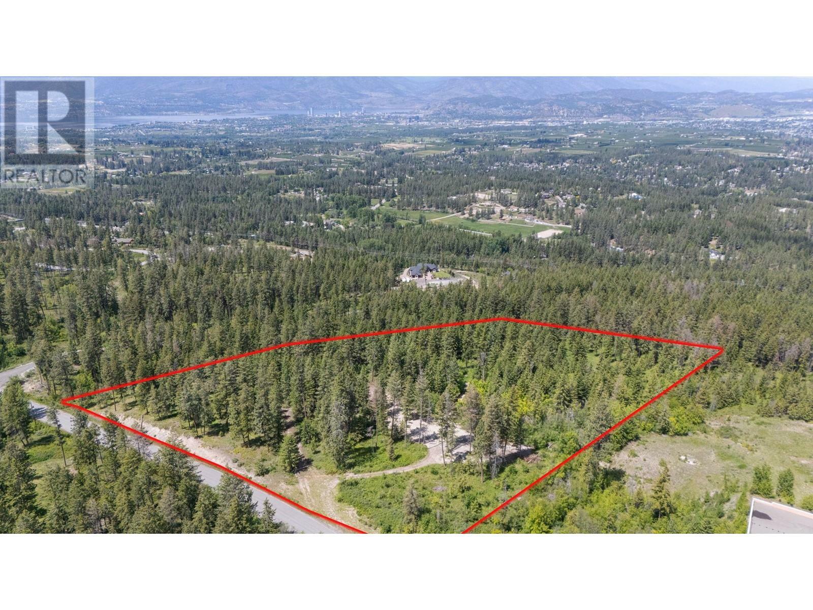 Photo de la propriété: 4410A June Springs Road BC V1W 4C8