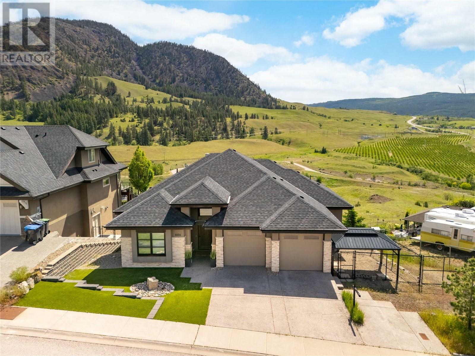 Property Photo: 1154 Stockley Street BC V1P 1R6