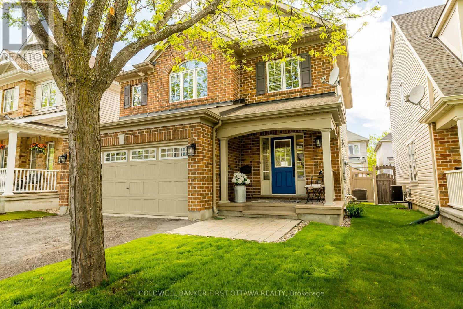 Property Photo: 738 Tramontana Place ON K2S 0E7