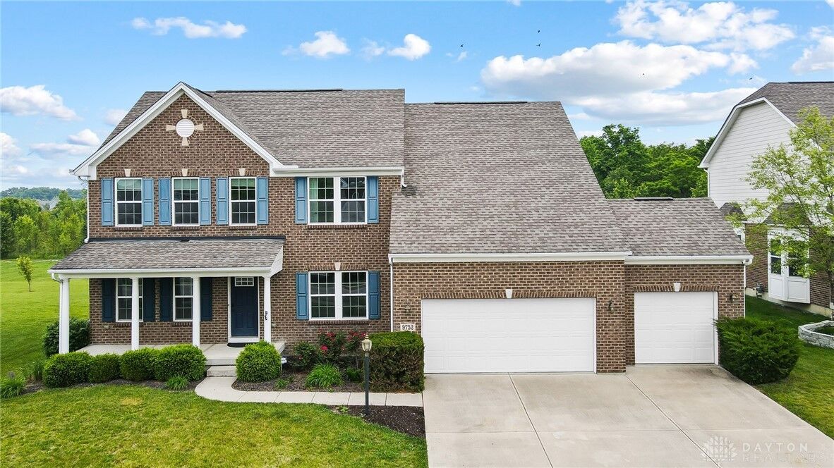 Property Photo: 9752 Crooked Creek Drive OH 45458