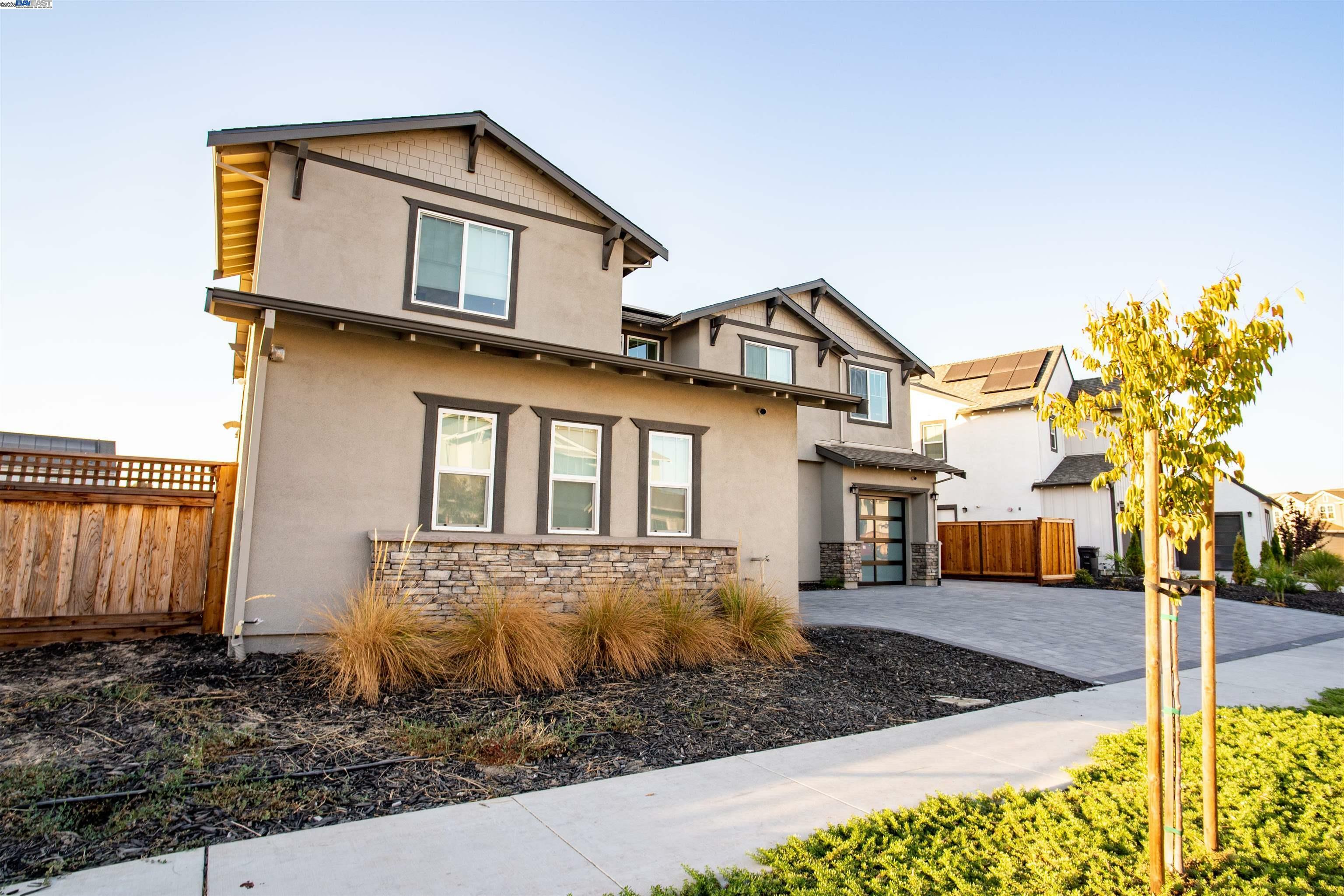 Property Photo: 15991 Duggar Dr CA 95330