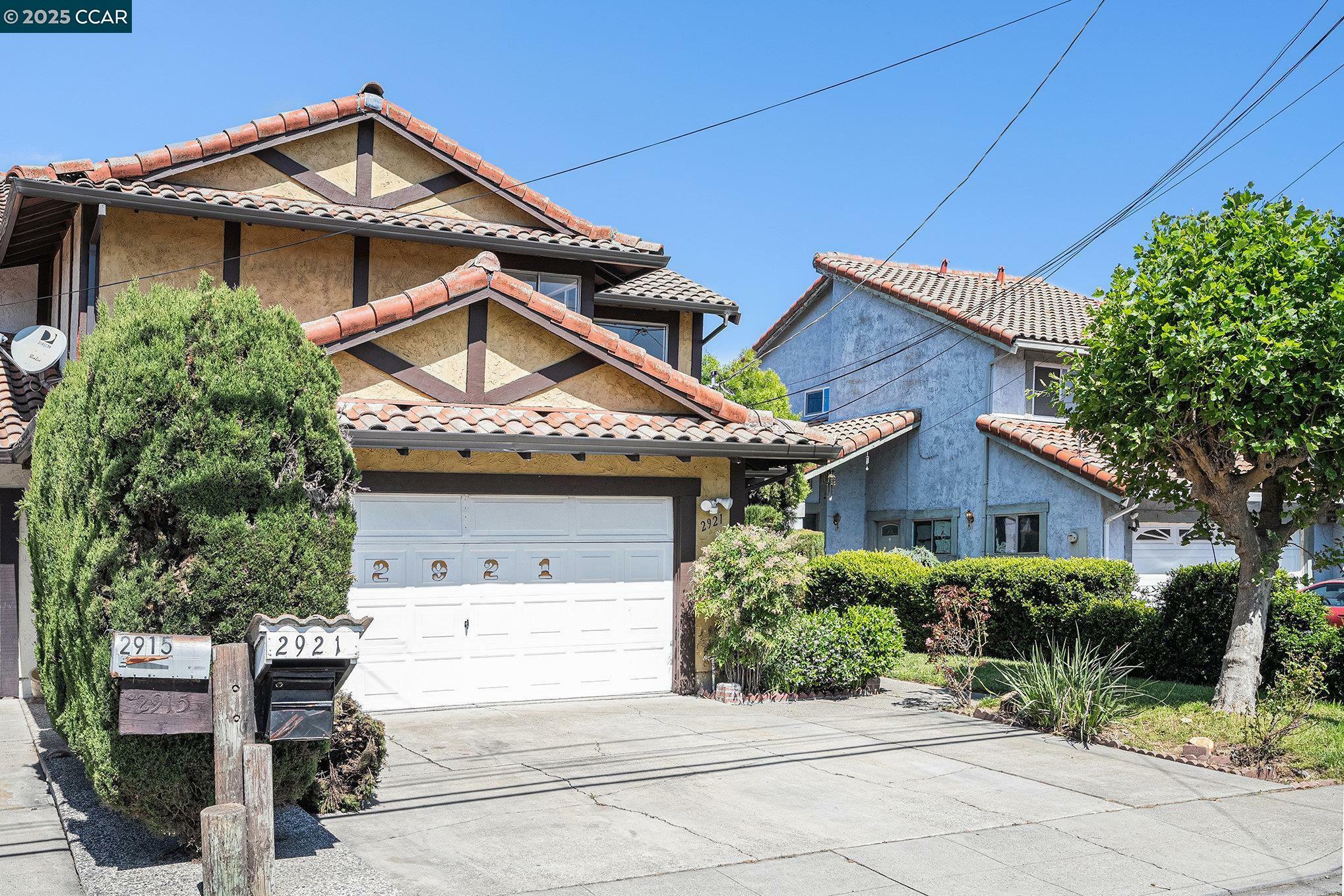 Property Photo: 2921 19th St CA 94806