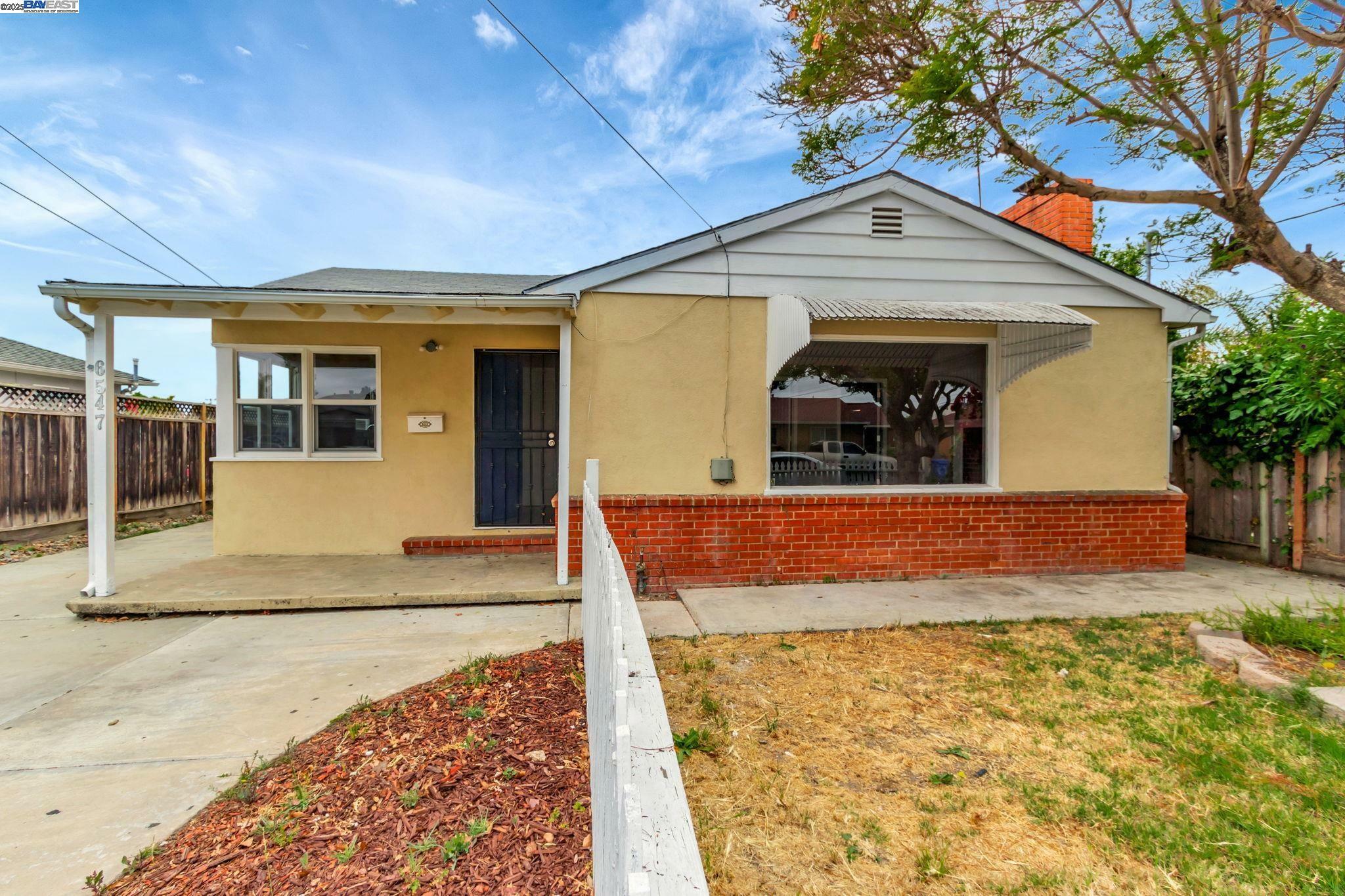 Property Photo: 6547 Dairy Ave CA 94560