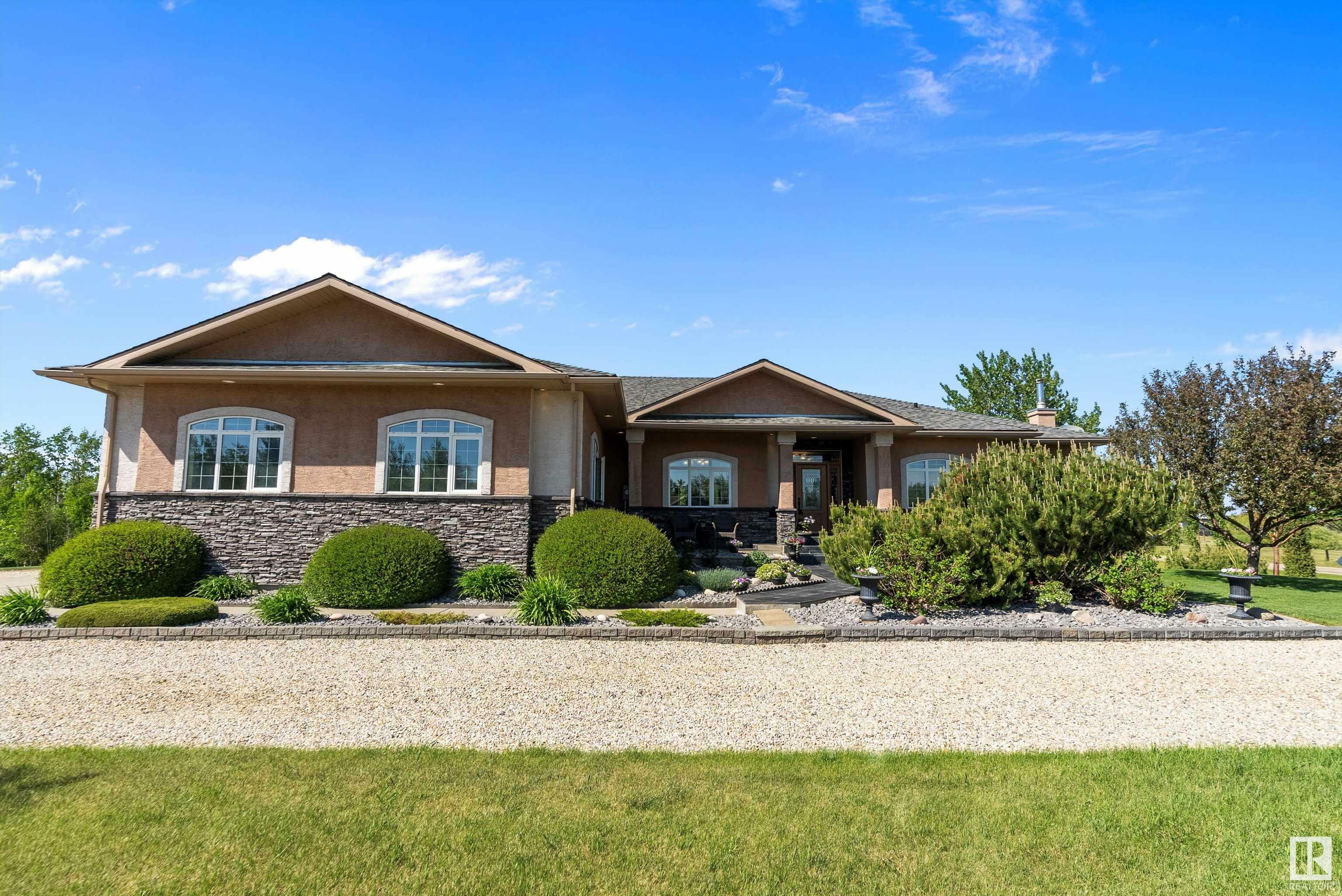 Property Photo: 40 50446 Range Road 232 AB T4X 0L1