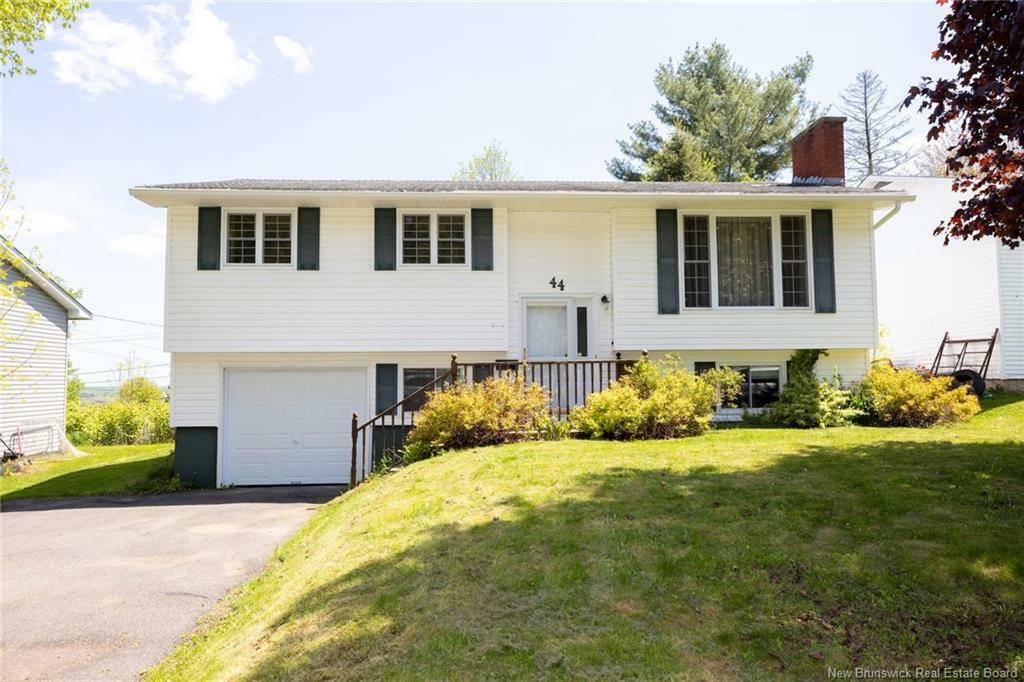 44 Kimble Court  Fredericton NB E3B 5W4 photo