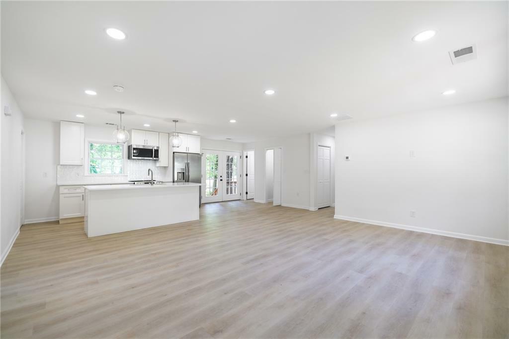 Property Photo: 2975 Rollingwood Lane SE GA 30316