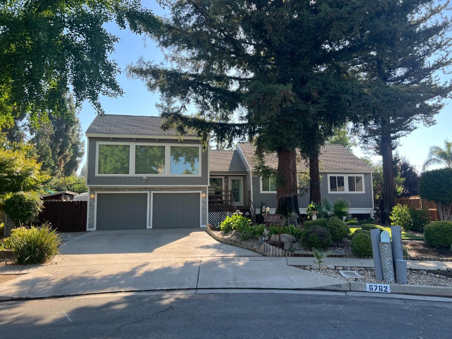 Property Photo:  6762 N Knoll Avenue  CA 93711