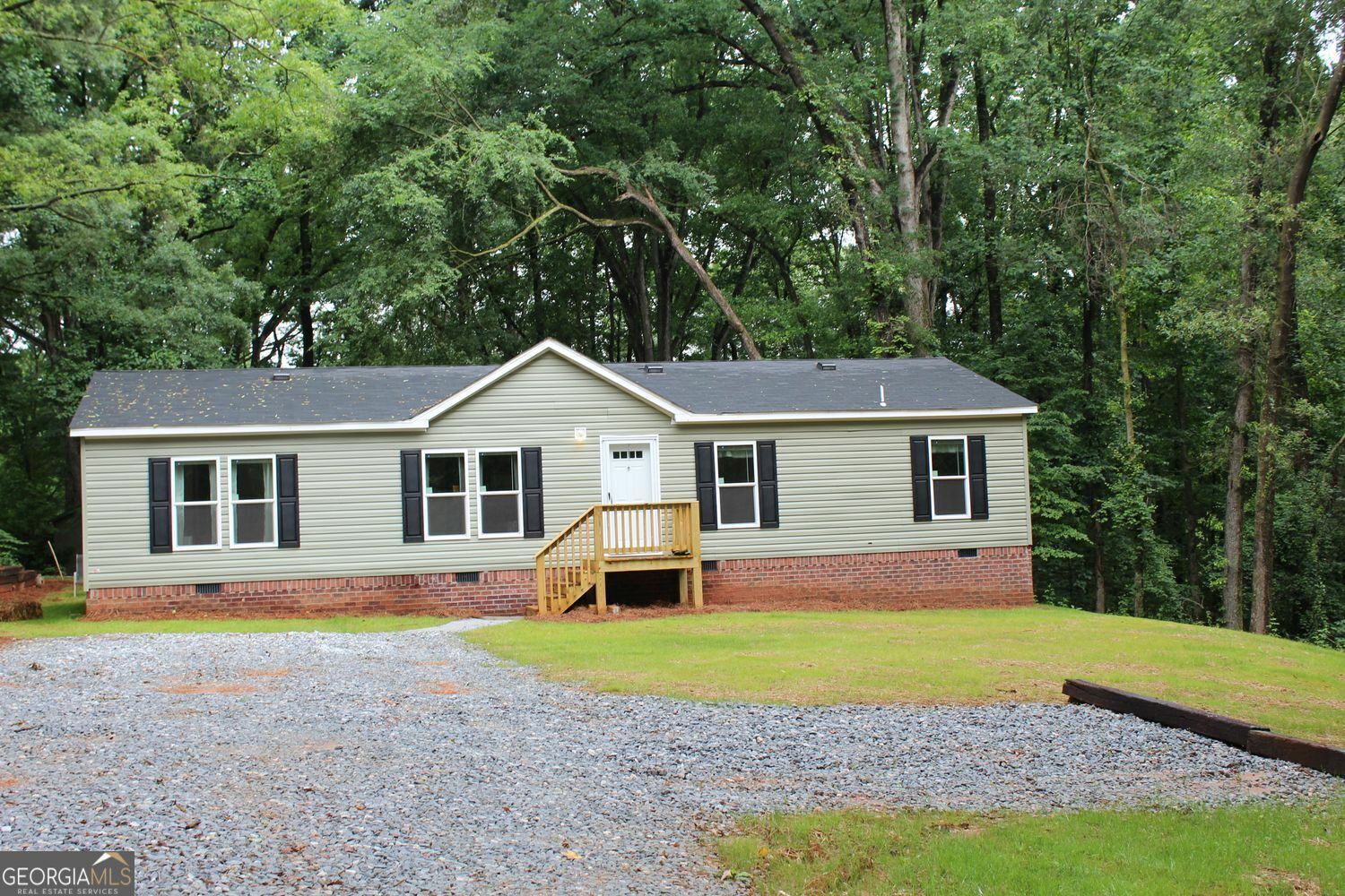 Property Photo: 2713 Brays Lake Road GA 30662