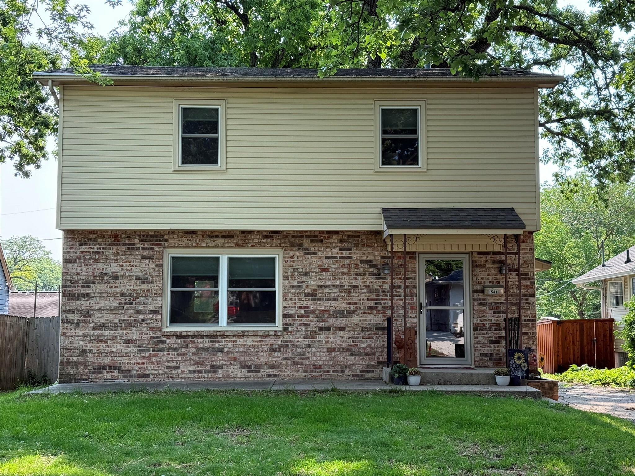 Property Photo: 1541 42nd Street IA 50311