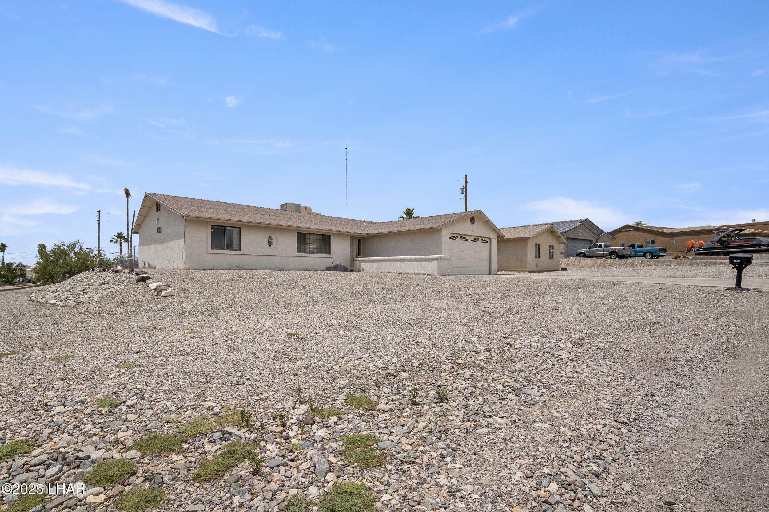 Property Photo:  3201 Silver Saddle Dr  AZ 86406 