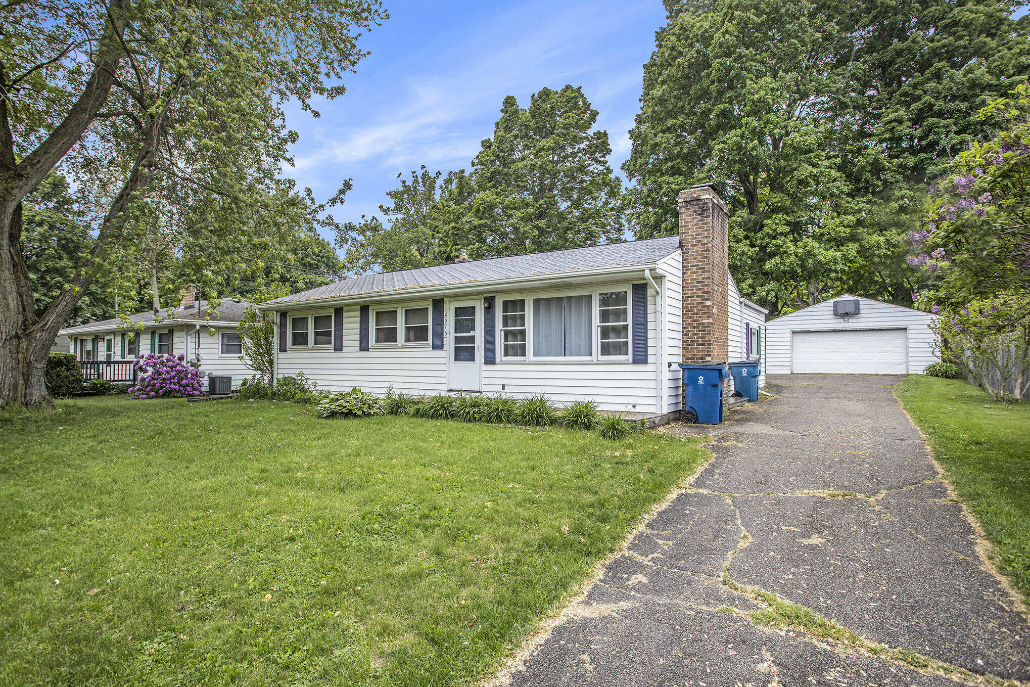 Property Photo: 2013 Cumberland Street MI 49006
