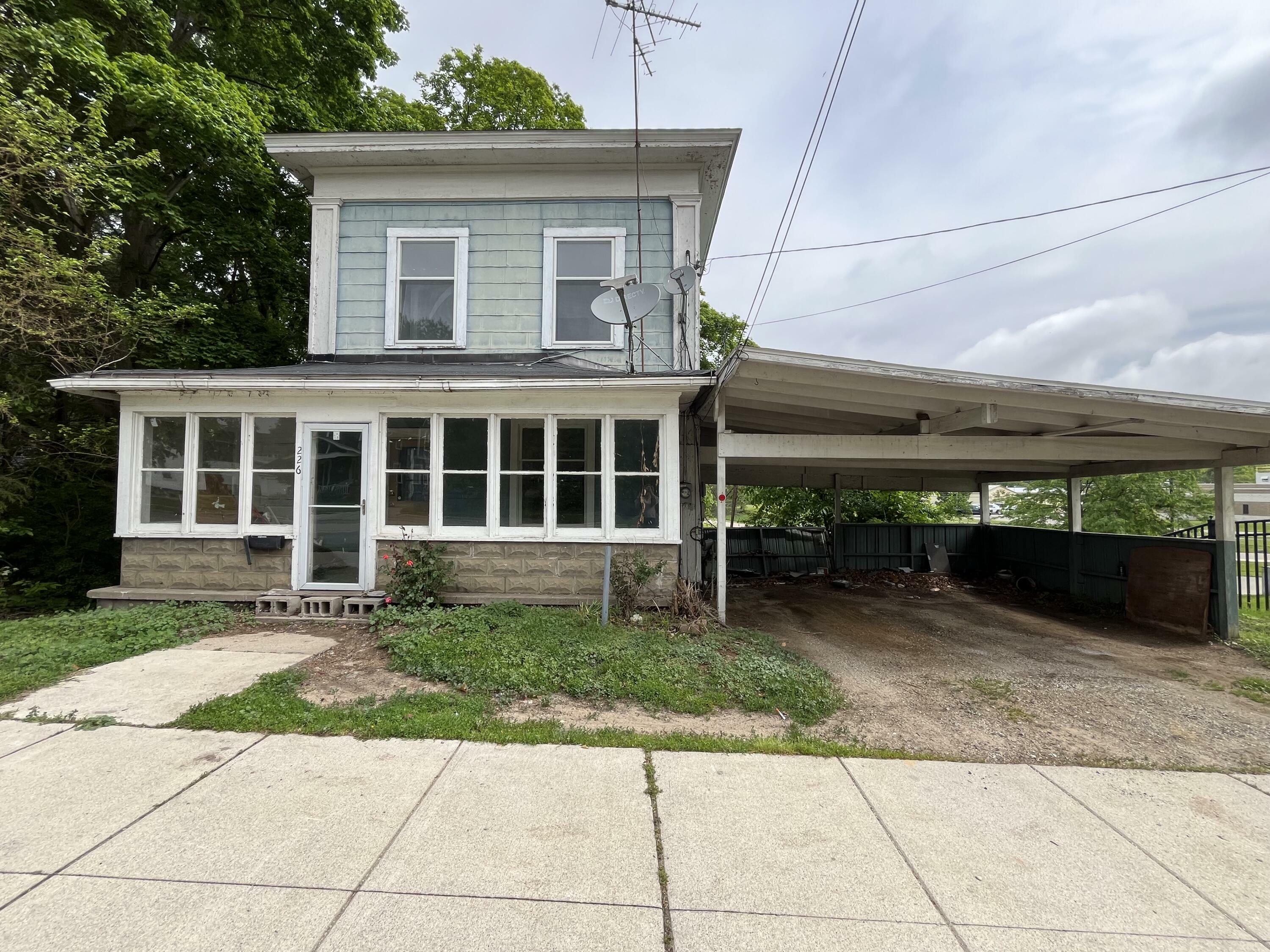 226 Monroe Street  Allegan MI 49010 photo