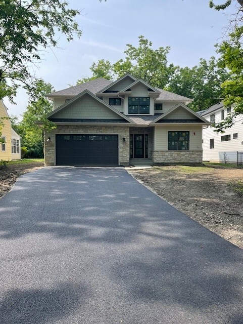 1672 Huntington Lane  Highland Park IL 60035 photo