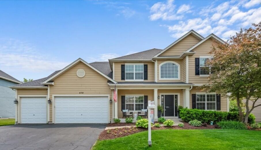 Property Photo:  679 Slate Run  IL 60124 