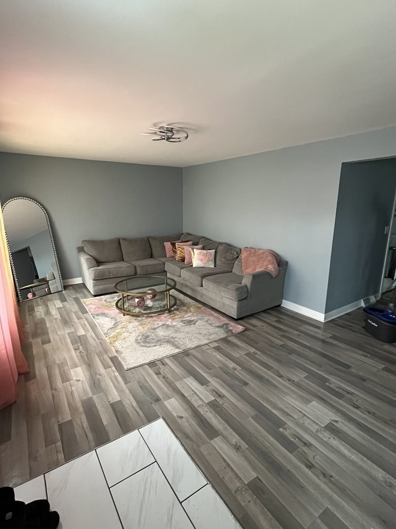 Property Photo: 579 Price Avenue IL 60409