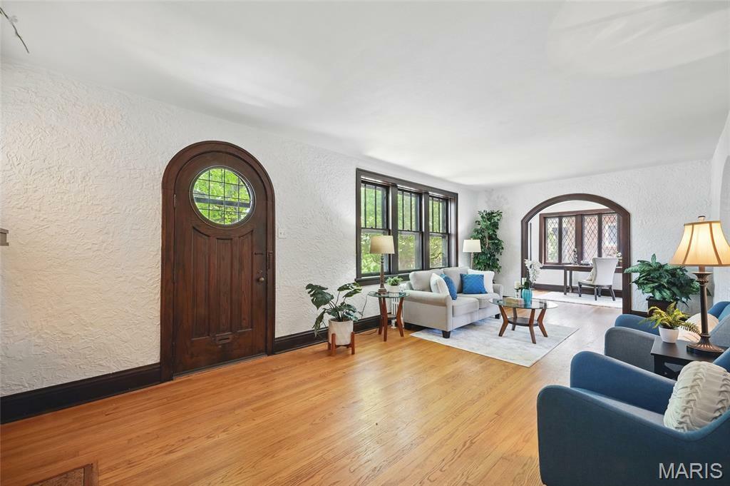 Property Photo: 7350 Colgate Avenue MO 63130