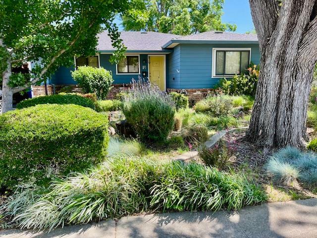 Property Photo: 4613 Staggs Way CA 95822