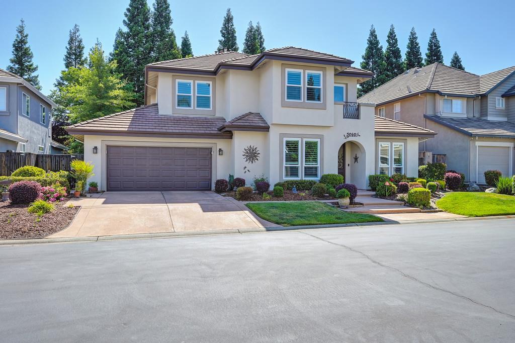 Property Photo: 3060 Ashridge Way CA 95746