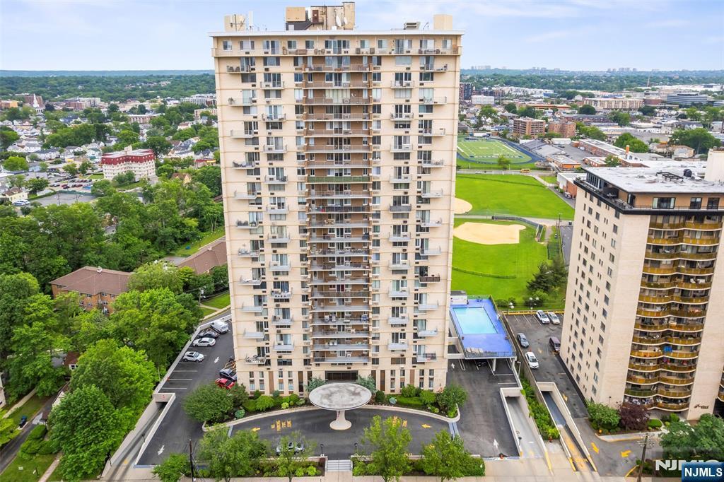 160 Overlook Avenue 3C  Hackensack NJ 07601 photo