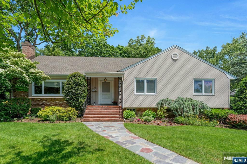 Property Photo:  39 Wellesley Road  NJ 07452 