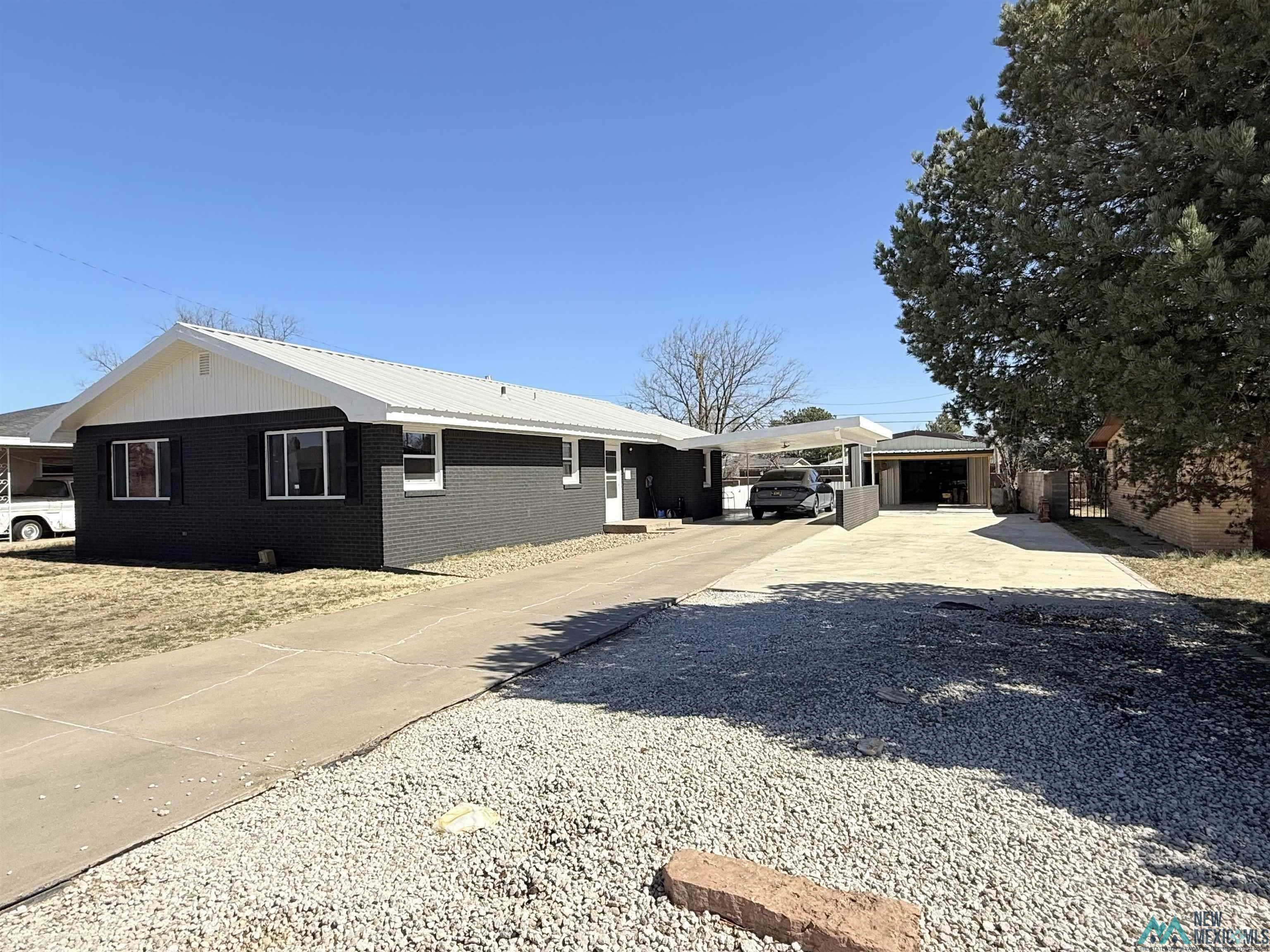 Property Photo: 2601 Wallace Street NM 88101
