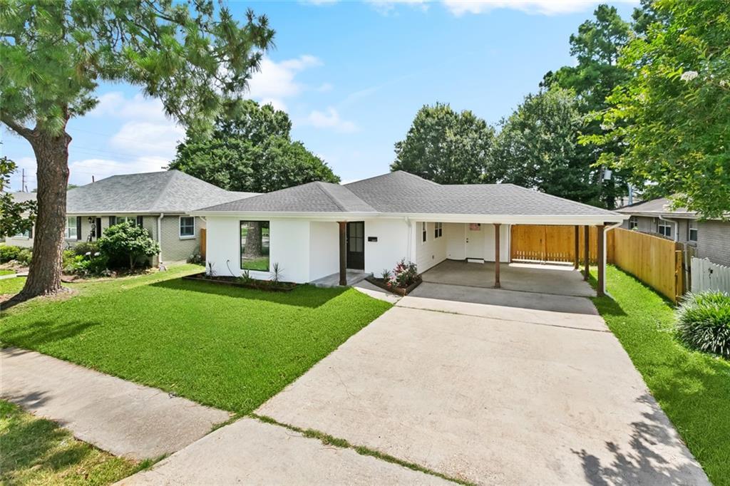 Property Photo: 4413 Napoli Drive LA 70002