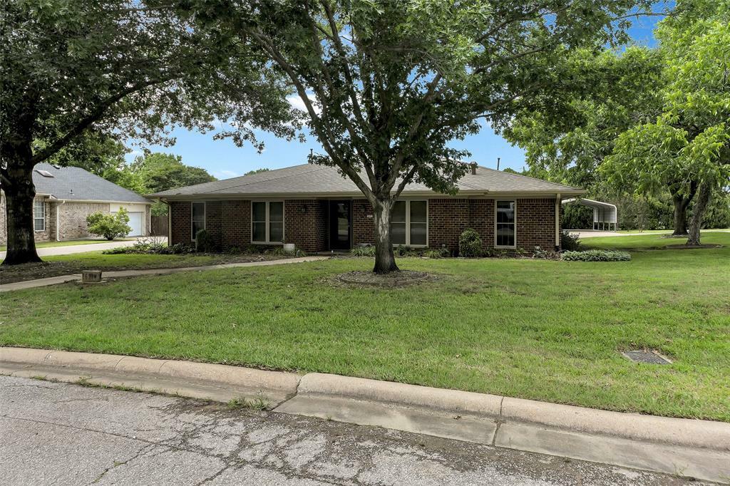 1631 Idlewood Drive  Sherman TX 75092 photo