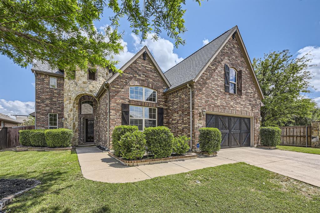Property Photo: 12700 Homestretch Drive TX 76244