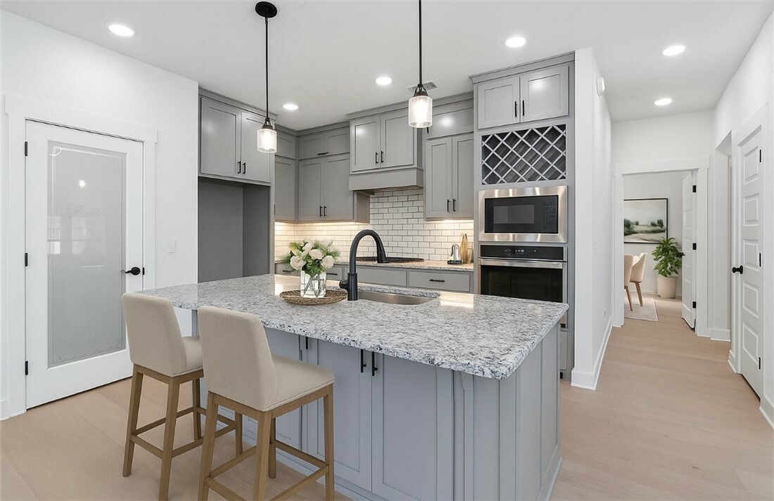 Property Photo: 7101 SW Basswood Avenue AR 72713