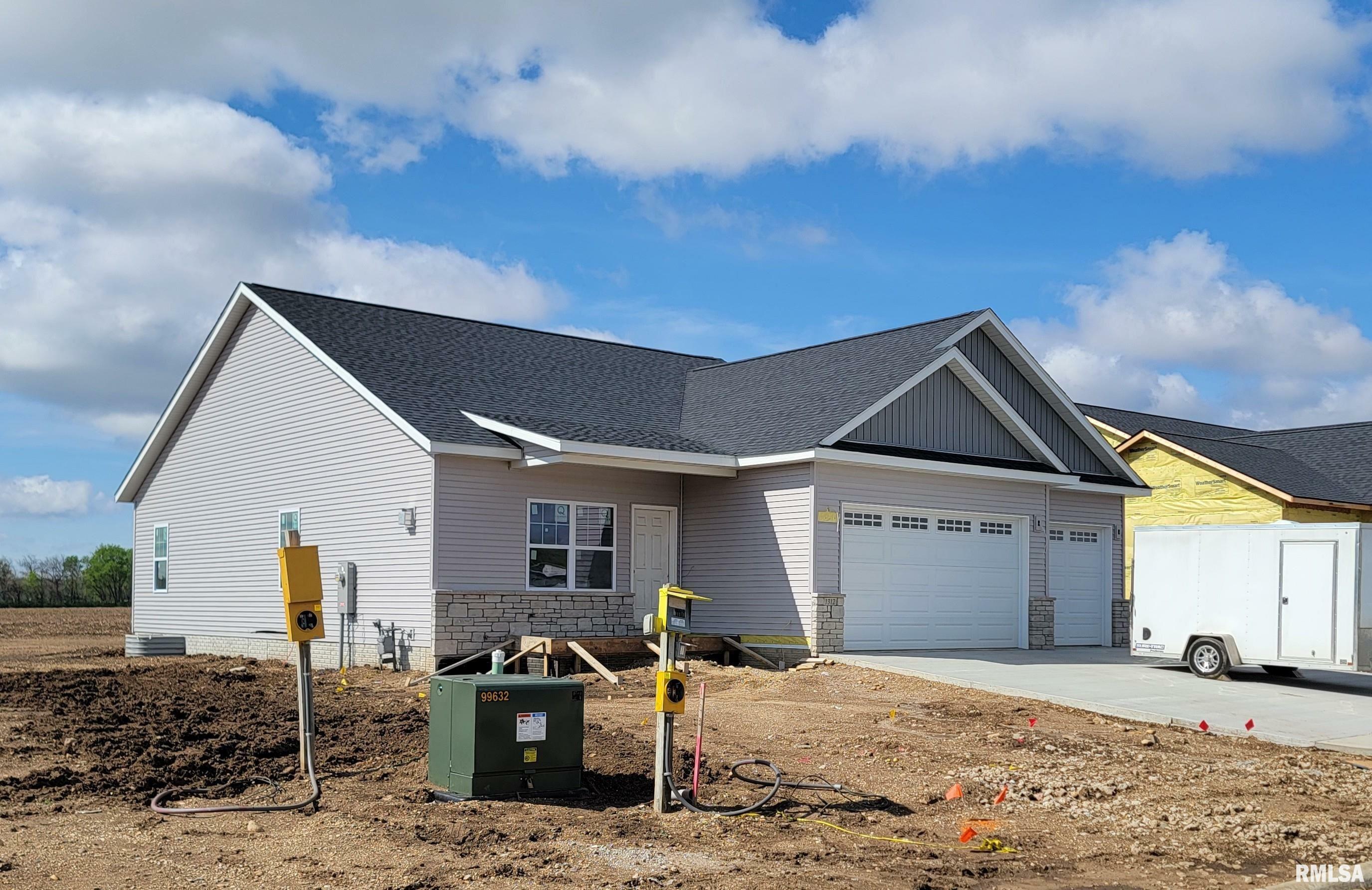 1312 Hillcrest Drive  Chillicothe IL 61548 photo