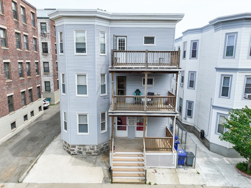 Property Photo:  39 Chester St  MA 02134 