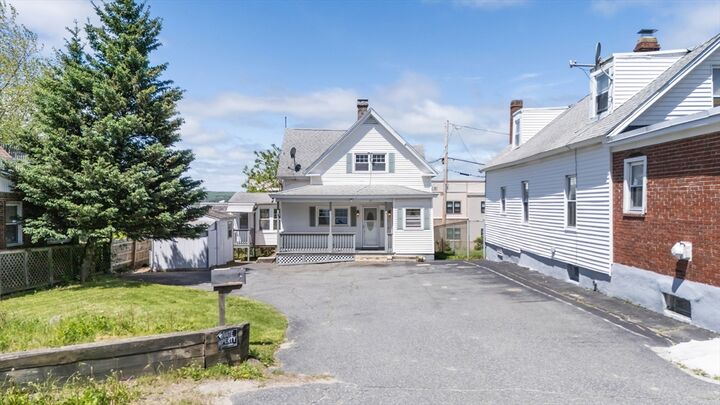 Property Photo: 11 Shale St MA 01604