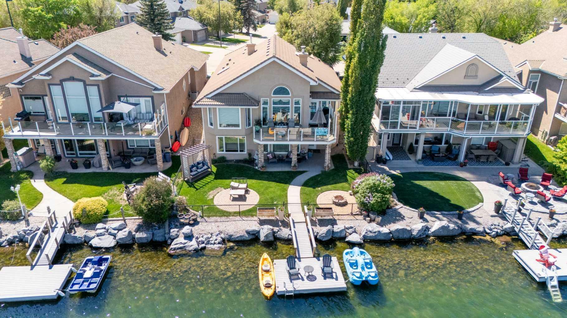 Photo de la propriété: 131 McKenzie Lake View SE AB T2Z 2T5