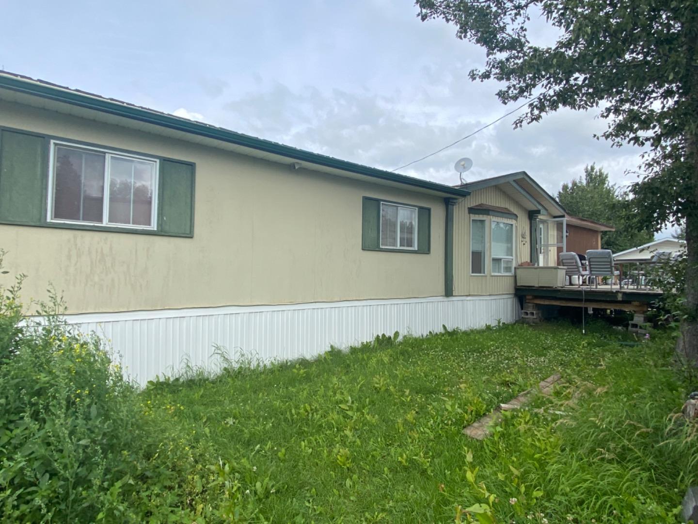 Property Photo: 5311 60 Street 31 AB T4T 1N1