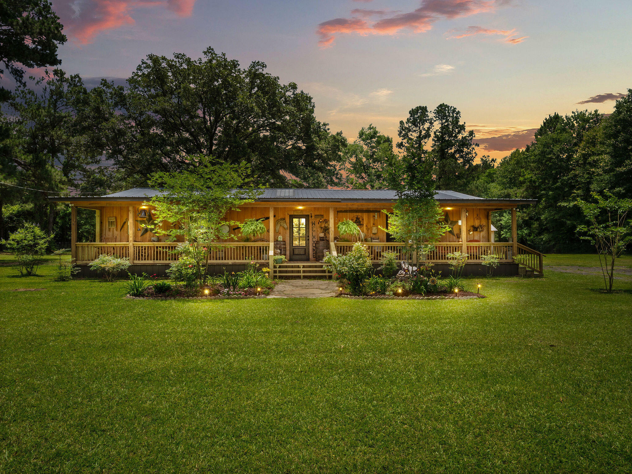Property Photo:  179 Tramel Rd  LA 70637 