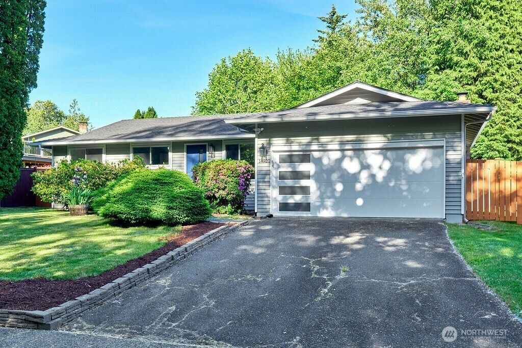 Property Photo: 14520 78th Avenue NE WA 98028