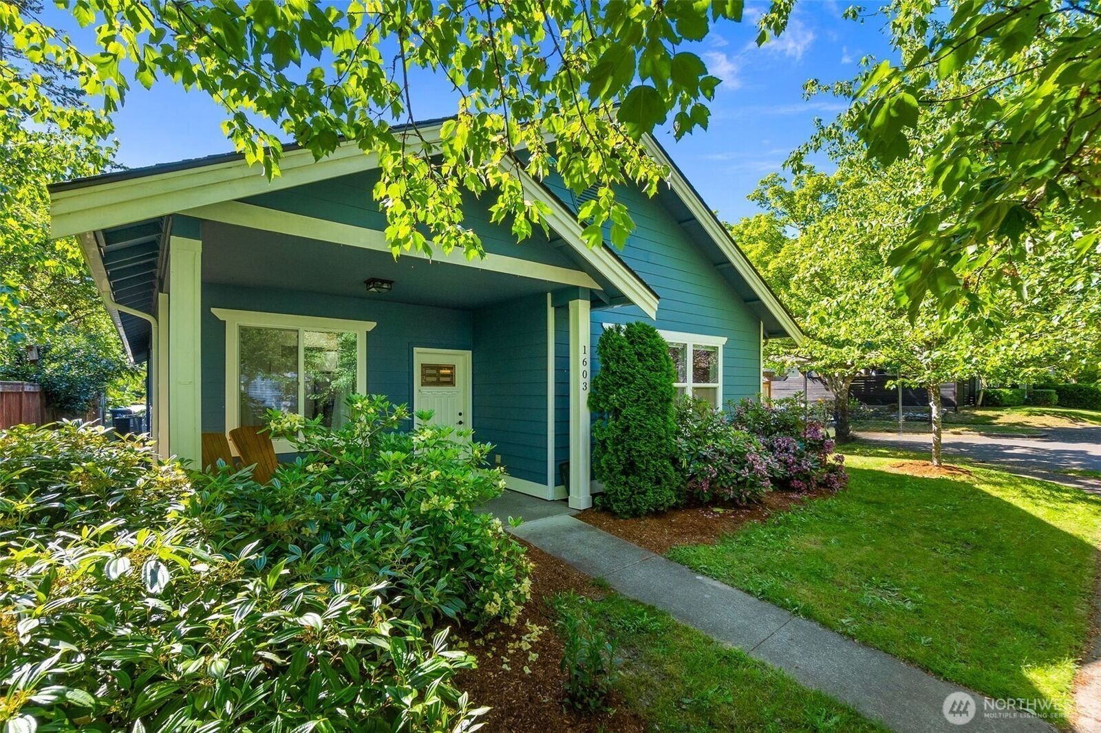 Property Photo: 1603 Fern Street SW WA 98502