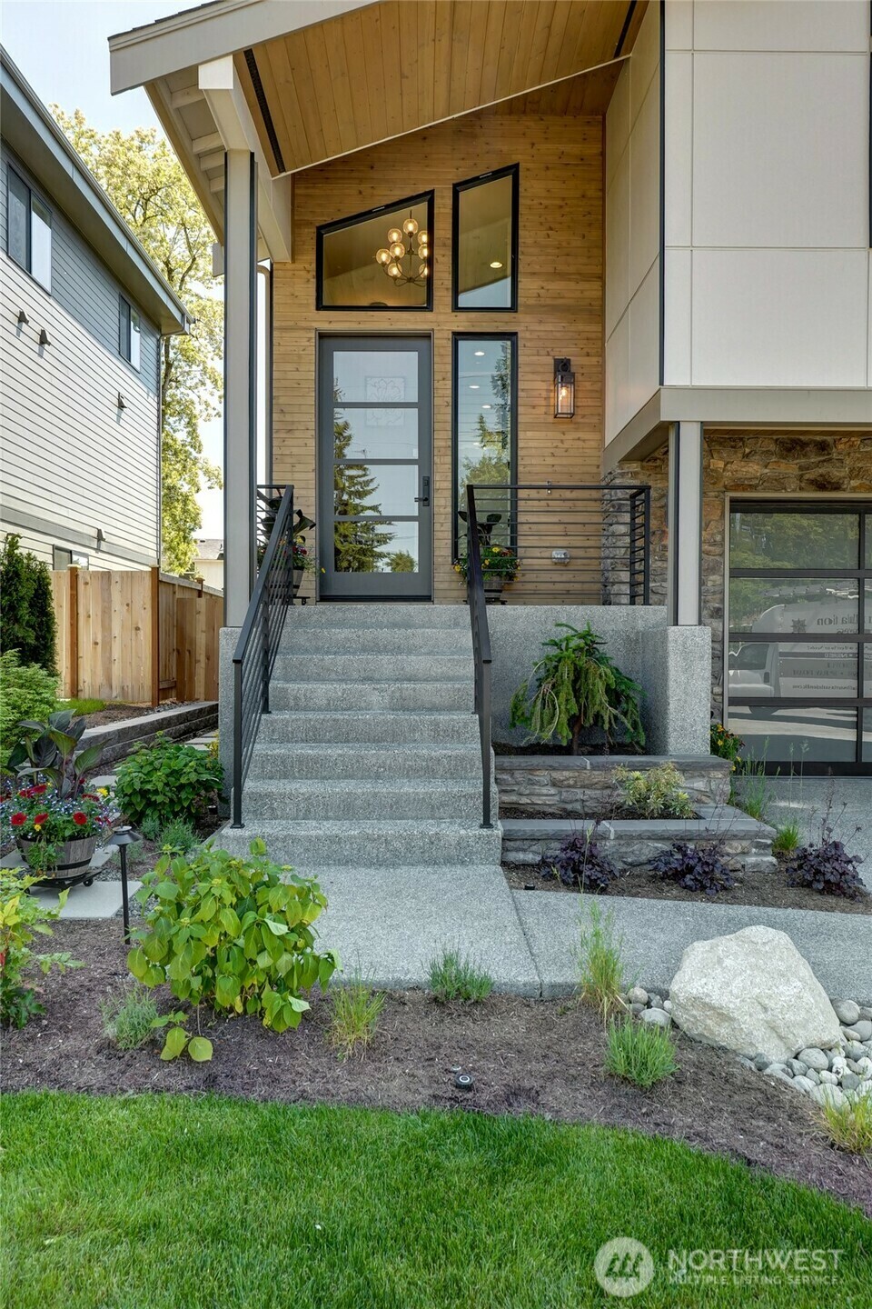 Property Photo: 15535 NE 60th Street WA 98052