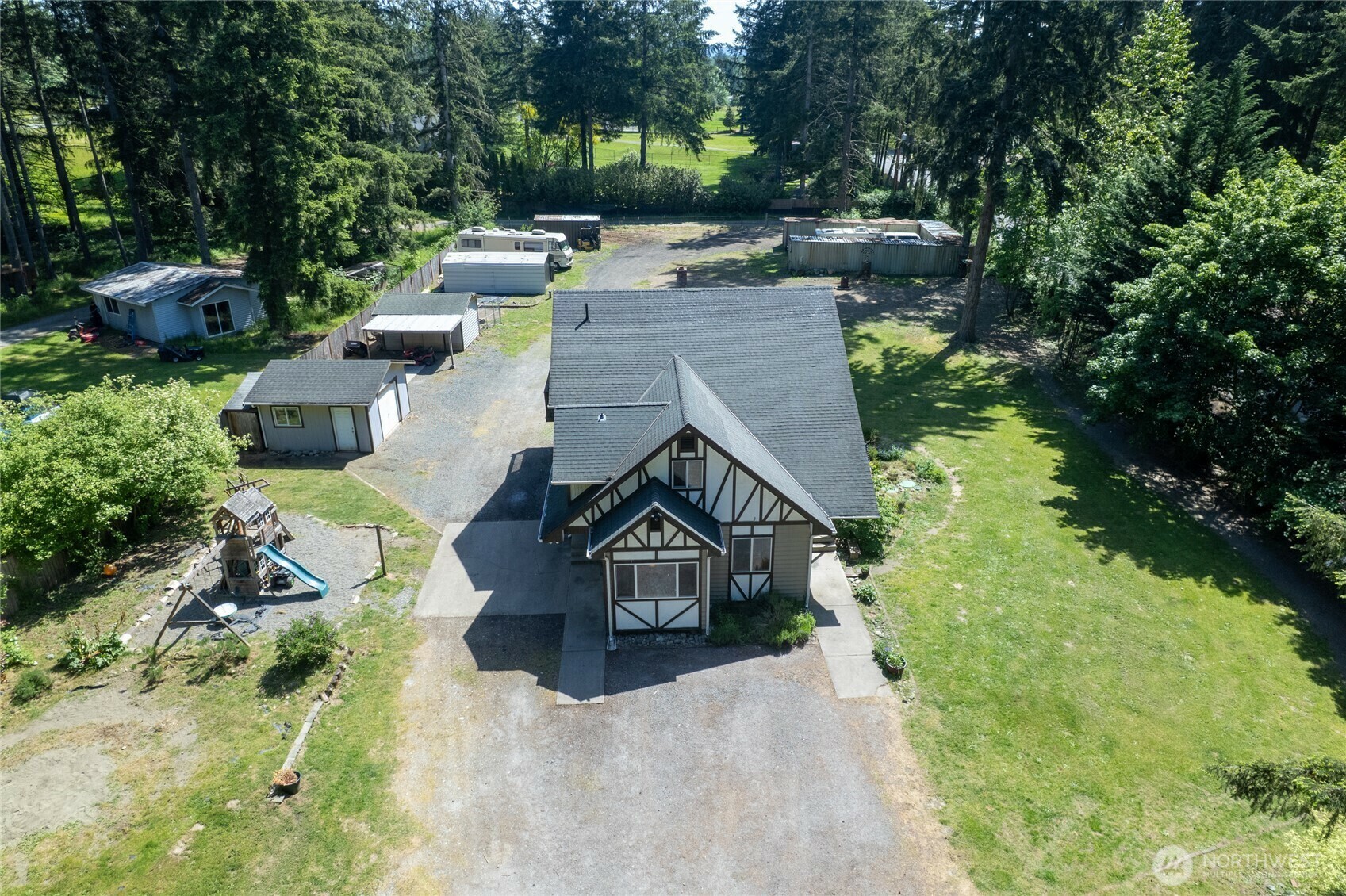 Property Photo: 27320 100th Avenue E WA 98338